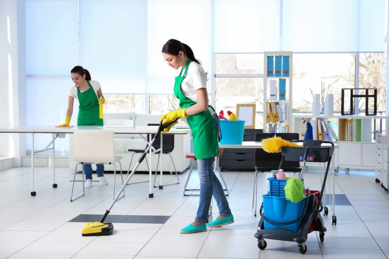 The Brief Guide That Makes Choosing the Best Cleaning Company Simple
