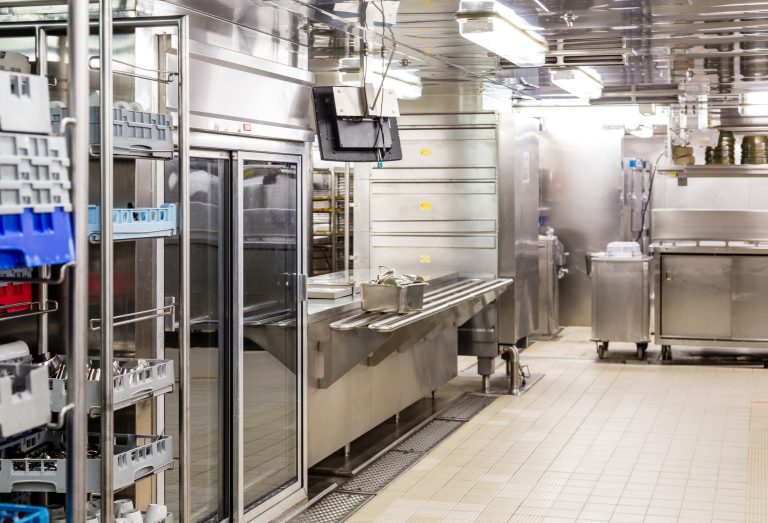 What to Consider When Buying Commercial Kitchen Equipment