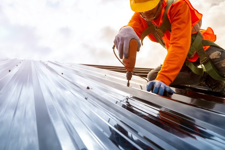 A Quick Homeowner’s Guide to Roofing Maintenance