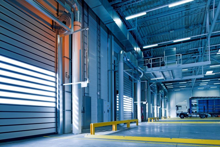 What to Look for When Purchasing a Commercial Overhead Door