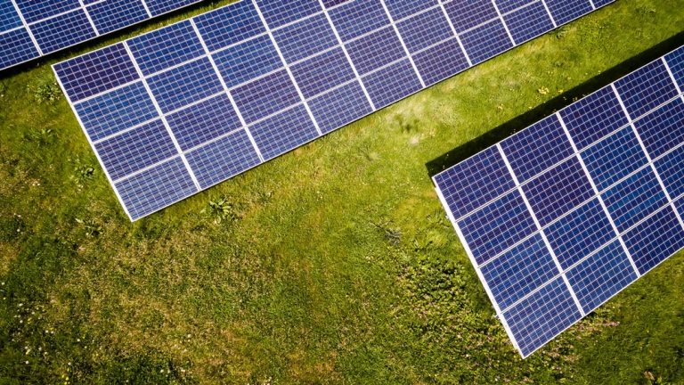 Renewable Solar Energy: 9 Amazing Benefits