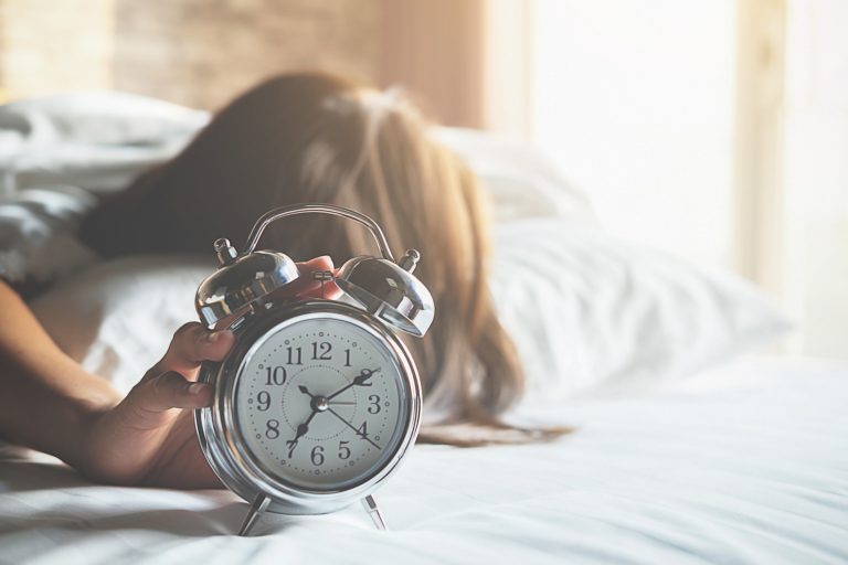 How to Develop Healthy Sleep Habits: 7 Tips for Better Sleep