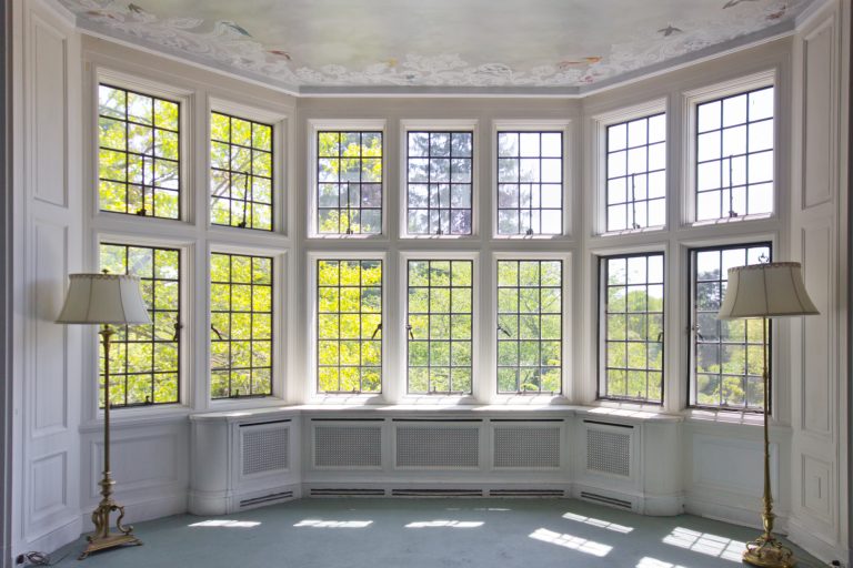The Pros and Cons of Bay Windows