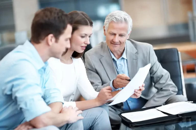 Maximizing Your Retirement Benefits With the Help of an Investment Advisor